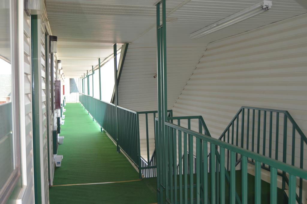 Travel Inn Weatherford Екстериор снимка
